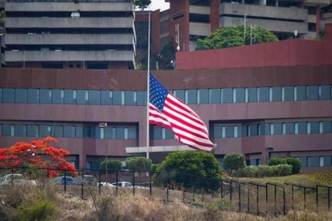 ABD'li diplomatların bir kısmı ülkelerine döndü