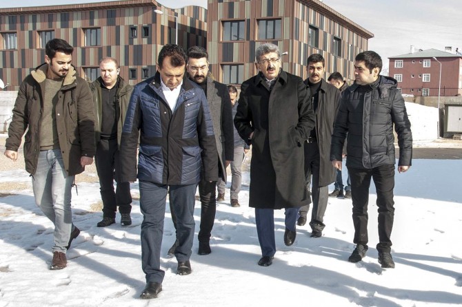 Vali Bilmez, belediye hizmetlerini incelemeye devam ediyor