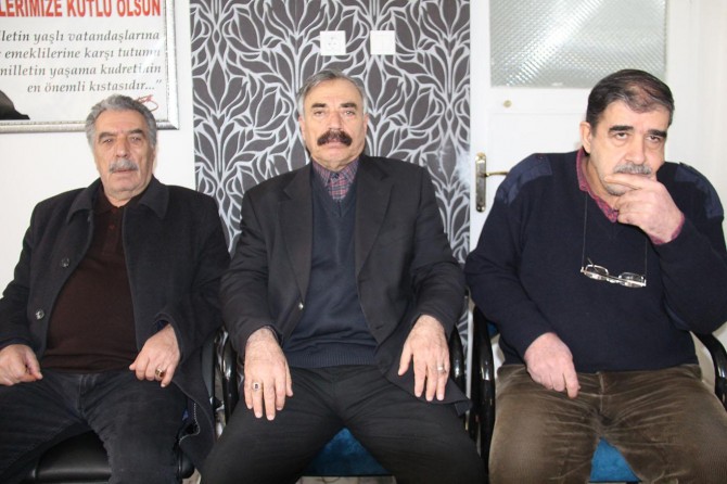 Emekliler: Bir lokma ekmeğe muhtaç olmuşuz