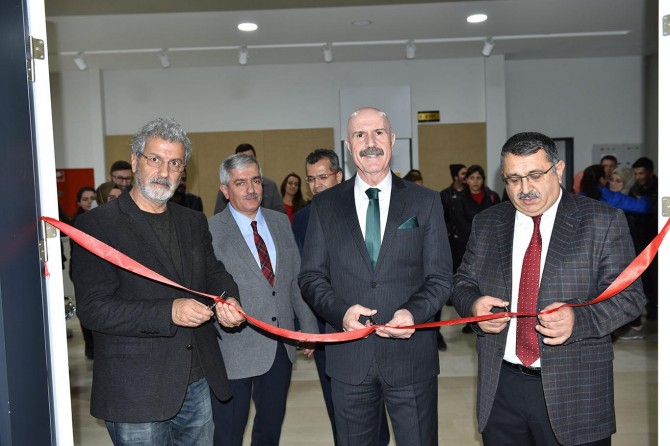 DÜ'de "Levh-i Beşer'den Monobaskılar" resim sergisi açıldı