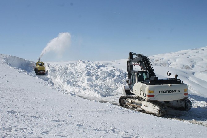 Ev 20 roj in ku rêya gund nikare bê vekirin