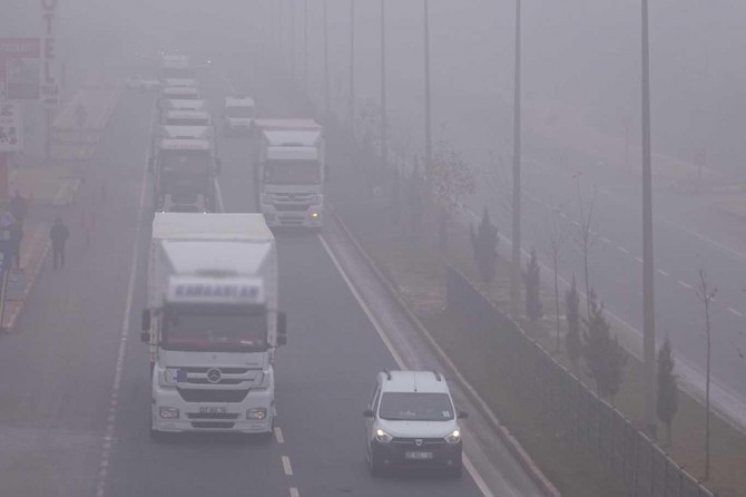 Viranşehir'de sis hayatı olumsuz etkiliyor