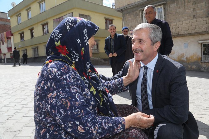 Türkiye’nin örnek belediyesi olmaya devam edeceğiz