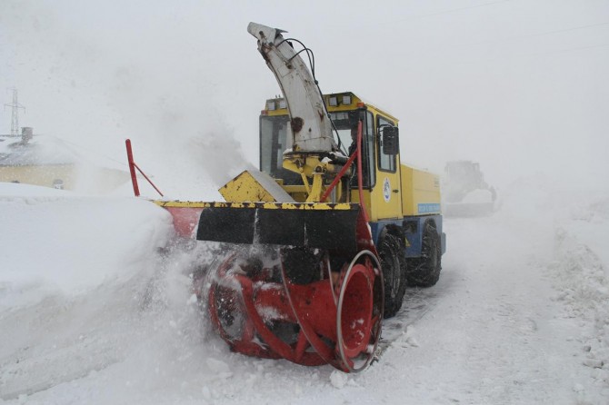 Bitlis’te 150 köy yolu ulaşıma kapandı