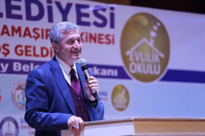 Aileyi güçlendirmek toplumu güçlendirmektir