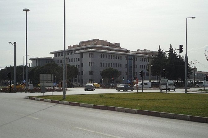 Li edlîyê ji ber xazê 4 jê giran tevde 54 kes birîndar bûn