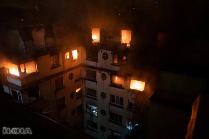 Apartment fire kills 10 in France