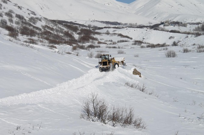 Muş’ta 150 köy yolu ulaşıma kapandı