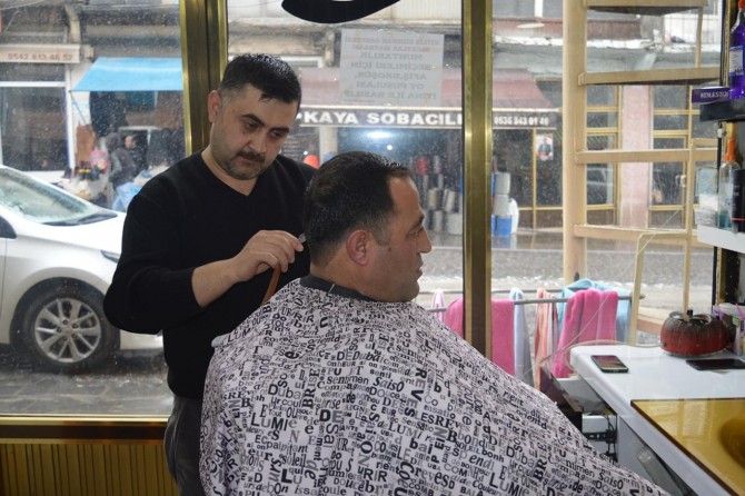 Berberler çırak bulamamaktan dert yanıyor