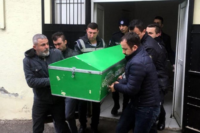 Gaziantep’te devriye gezen polisler kaza yaptı