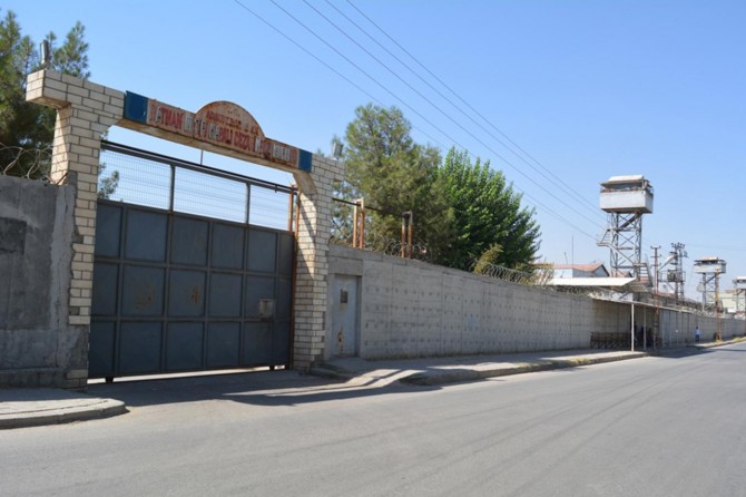 Telefon kapkaççıları yakalandı