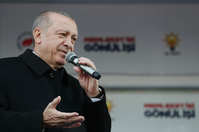 Türkiye senelerce kendi kaynaklarını kullanmaktan alıkonuldu