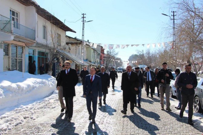 Vali Ekinci'den Kiğı ve Adaklı ilçelerine ziyaret