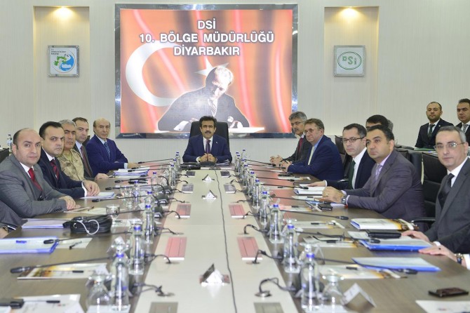 Diyarbakır'da uyuşturucu ile mücadele toplantısı yapıldı