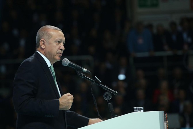 Fırsatçılara derslerini vermek için bu yolu açtık