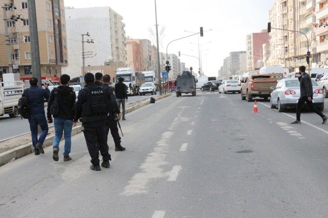 Kızıltepe'de şüpheli çanta paniğe neden oldu