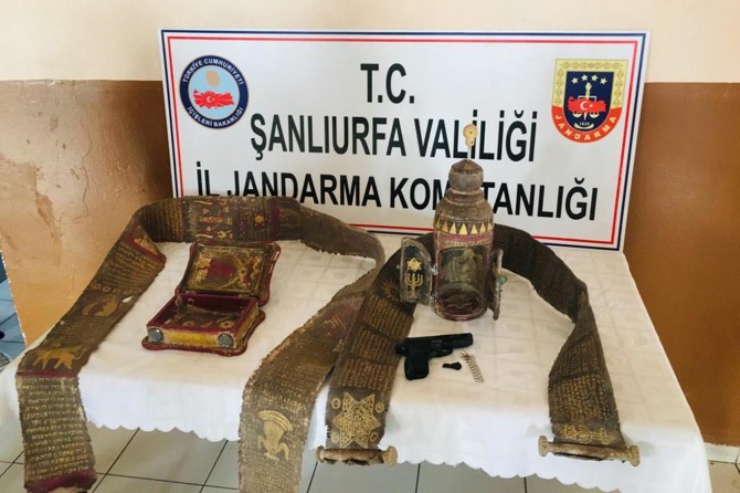 Akçakale'de sahte tarihi eser satıcılarına operasyon