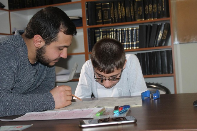 Görme engelli Hasan'ın Peygamber sevgisi