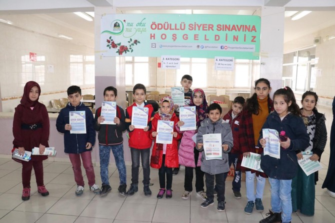 Hazreti Muhammed'in hayatını okumalı ve yaşamalıyız