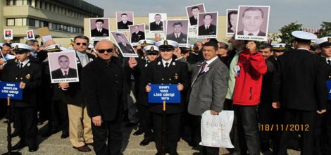 Harp Okulu töreninde 'Balyoz' eylemi!