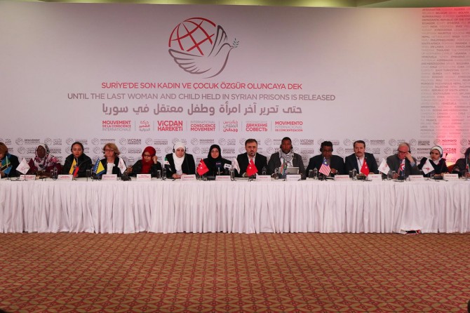 Suriyeli mahpus kadın ve çocuklar hiçbir pazarlık konusu yapılmadan serbest bırakılmalı