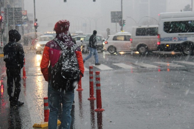Meteoroloji'den kar ve yağmur uyarısı