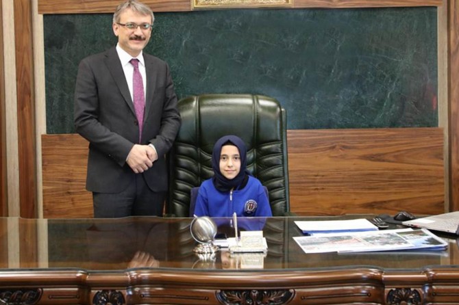 Vali olmak isteyen öğrenciler ağırlandı