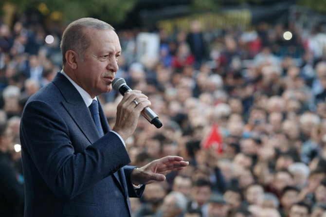 Erdoğan'dan CHP'nin İzmir adayına: Tencere yuvarlanmış kapağını bulmuş