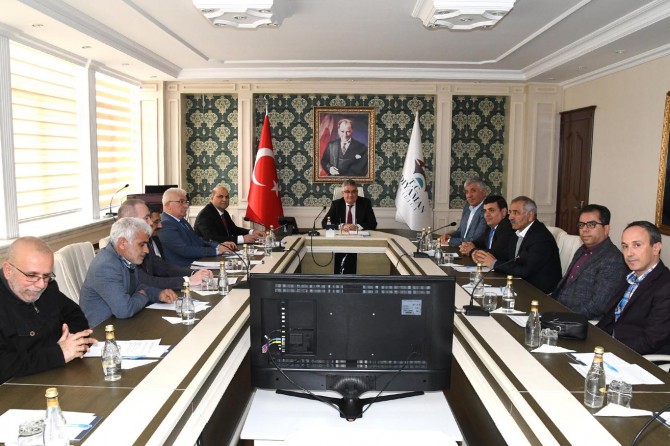 Adıyaman'daki mermer rezervi 2 milyar ton olarak tahmin edilmektedir