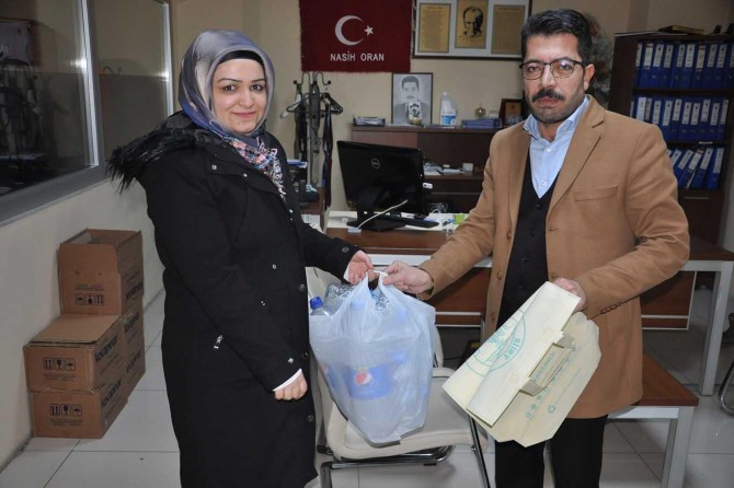 Siirt Belediyesinden pet şişeyi getir bez çantayı al
