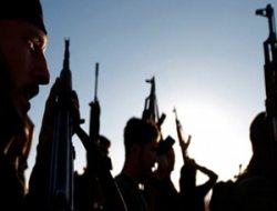 Kürd gruplarla Muhalifler arasında çatışma