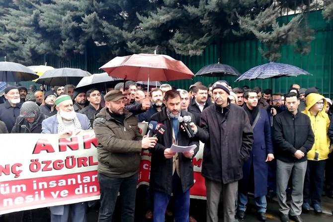 Mısır elçiliği önünde idam protestosu