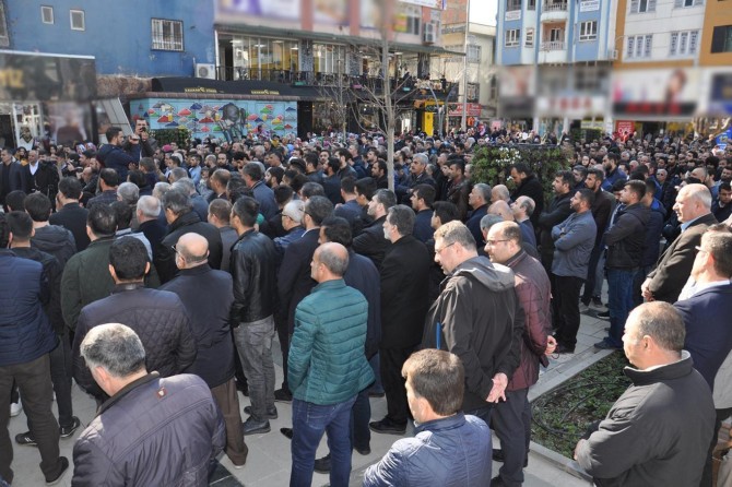 Êlihî lenet li darbekerên Misirê yên ku 9 xortên endamê Îxwanê şehîd kirin anîn