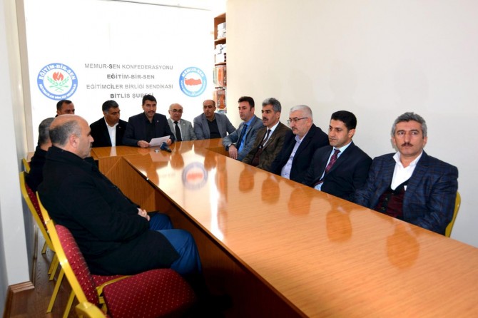 Sisi cuntasının idamlarını durdurmak için insanlık ayağa kalkmalıdır