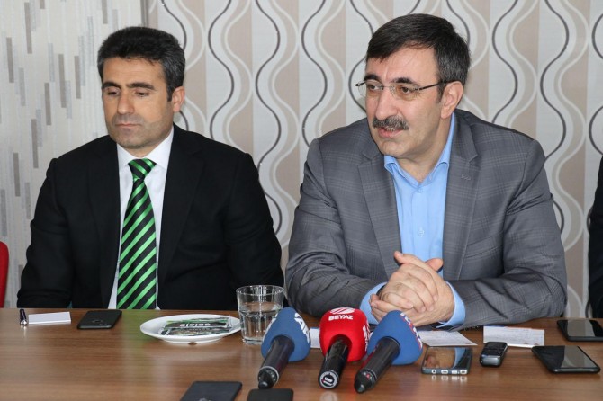 Mısır'daki idamlara karşı dünyadan gerekli ve yeterli tepkiyi göremiyoruz