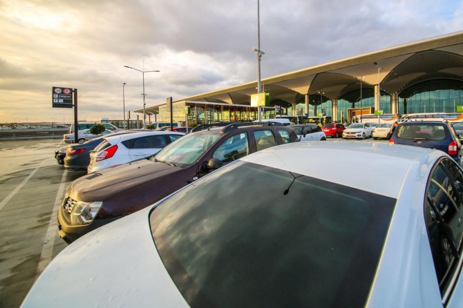 İstanbul Havalimanında sınırlı sürede ücretsiz otopark uygulaması