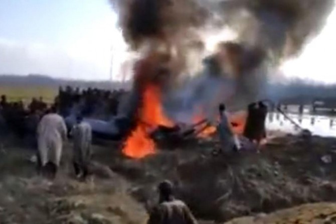 Pakistan shoots down two Indian fighter jets