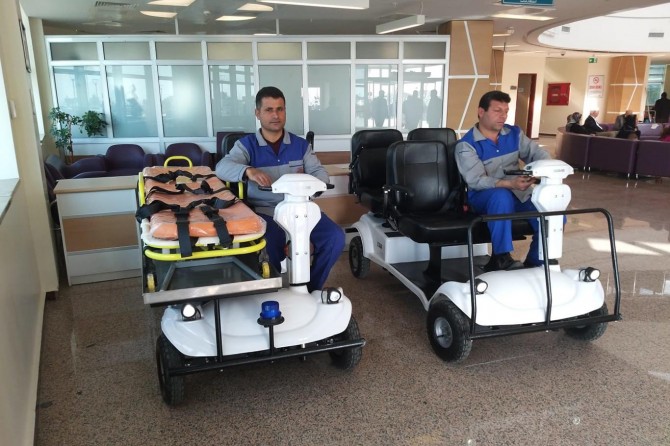 Harran Üniversitesinde hastalar için akülü araç
