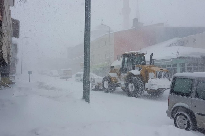 Bingöl’de 281 köy yolu ulaşıma kapandı