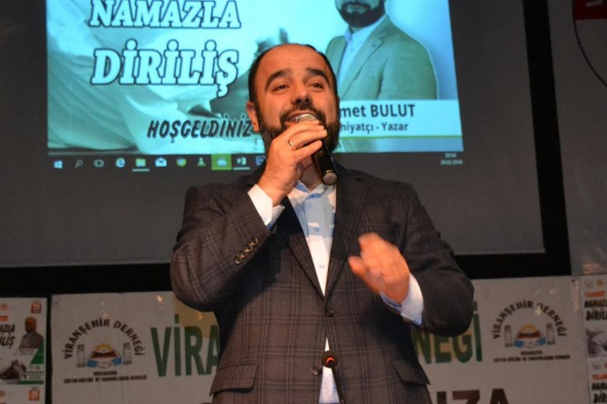 Namaz bir aşk ve Allah ile bağlantı kurulacak en güzel ibadettir