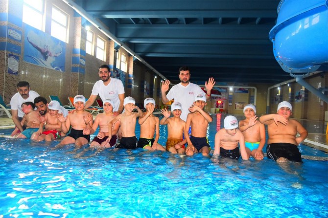 Van'da engelli öğrencilere yönelik yüzme kursu