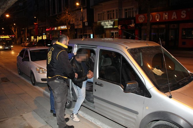 Çeşitli suçlardan aranan 2 bin 612 kişi yakalandı