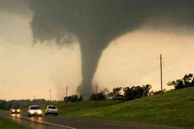 ABD'yi hortum vurdu: Çok sayıda ölü ve yaralı