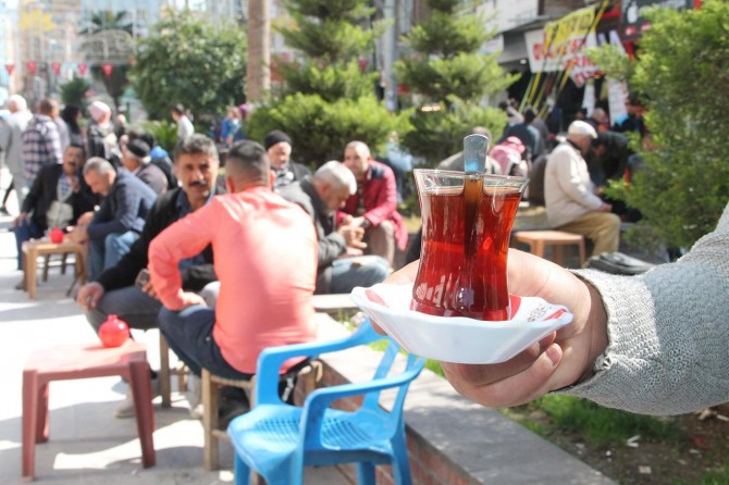 Muhabbetlerin vazgeçilmezi çay artık şekersiz tercih ediliyor