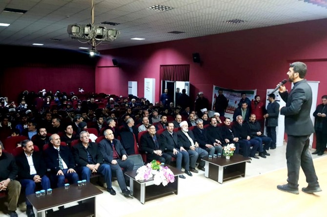 Şehid ölümü öldüren ölümsüzlüğün tarifidir