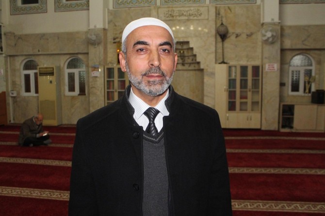 Gençlerimizi birer iman abidesi olarak yetiştirmeyi amaçlıyoruz