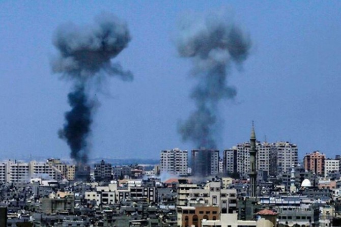 İşgalciler Gazze'de Hamas'a ait iki alana saldırdı düzenledi