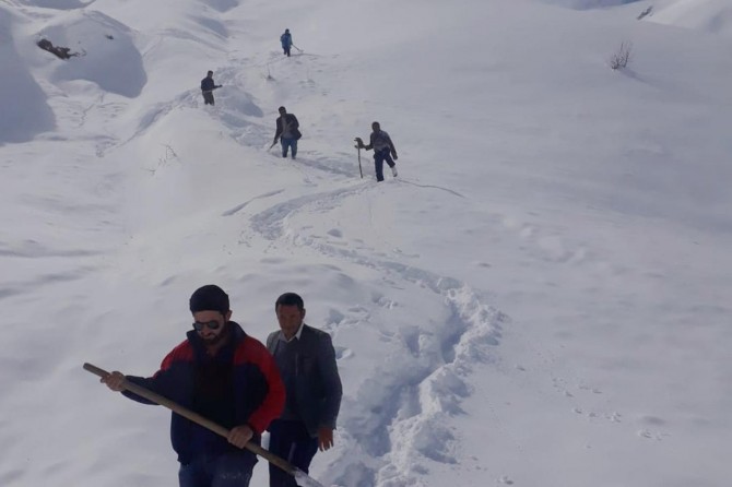 Van'da su arızası imece usulü çözüldü