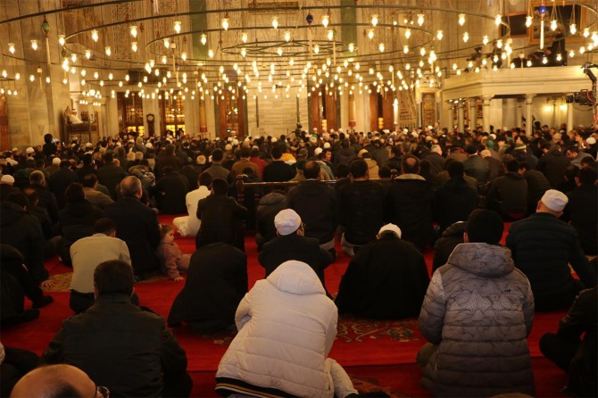 Regaib gecesine yoğun rağbet