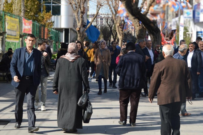 Vatandaşın en büyük sorunlarından biri işsizlik